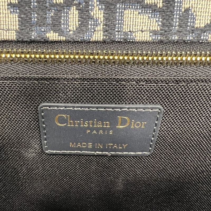 Christian Dior Montaigne Bags